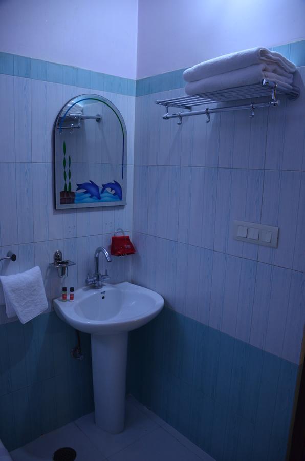 Hotel Jinendra Inn Τζαϊπούρ Εξωτερικό φωτογραφία