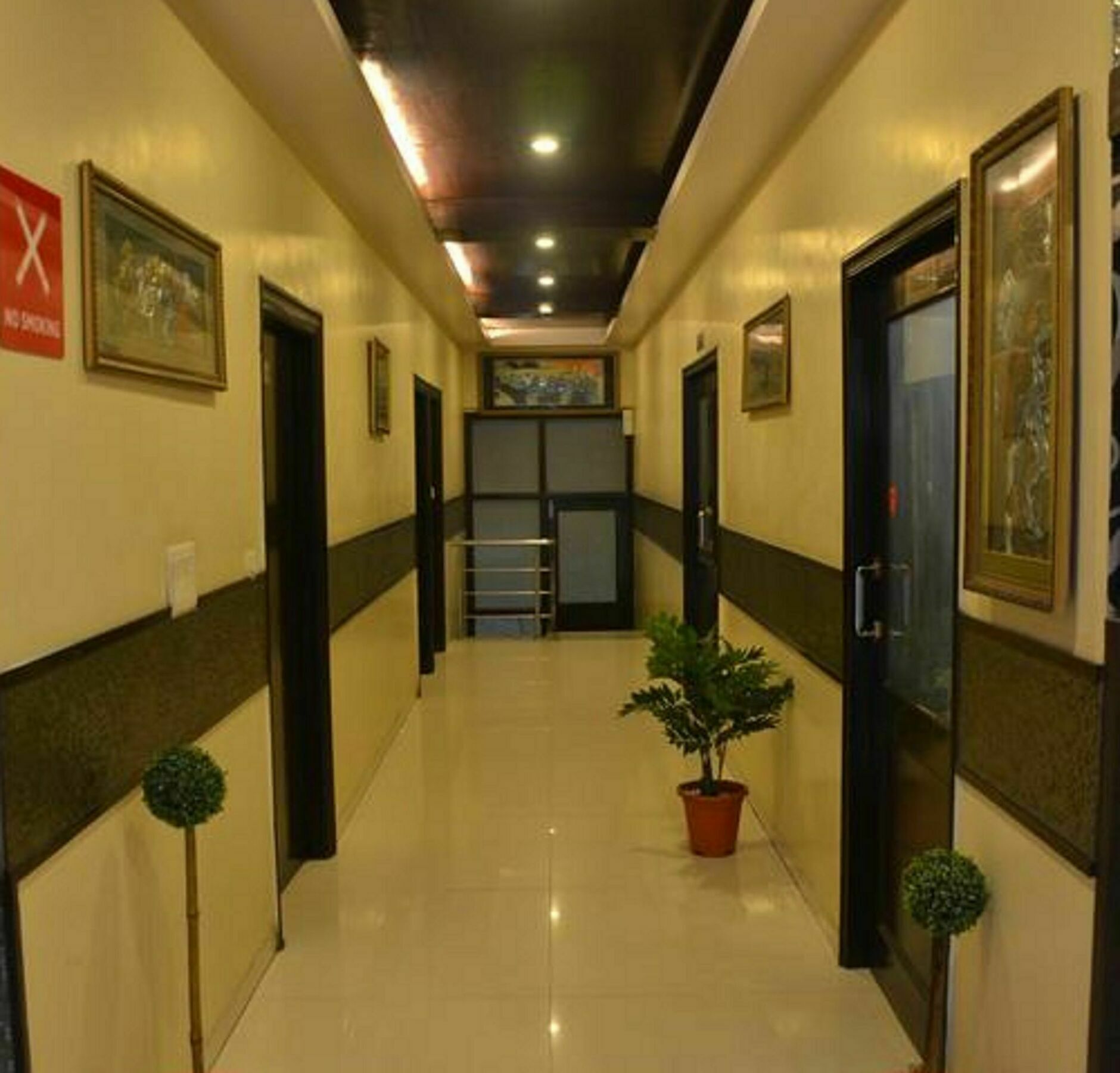 Hotel Jinendra Inn Τζαϊπούρ Εξωτερικό φωτογραφία